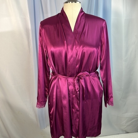 Delicates purple satin polyester robe with toe waist medium - Picture 2 of 9
